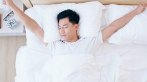 男性の睡眠の質を向上させる方法とメリット：毎日をもっと快適に過ごすために