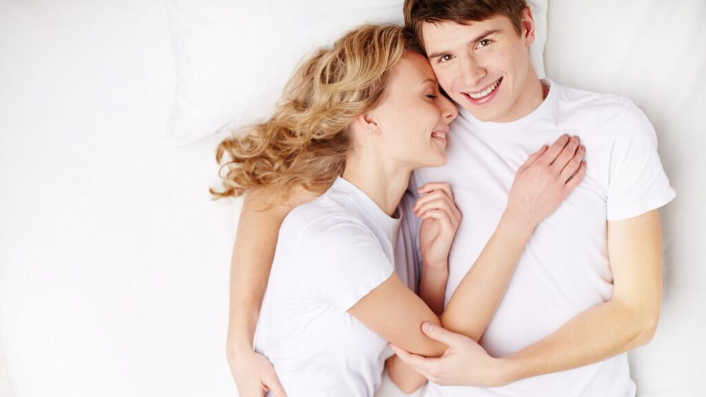 【女性向け】彼氏ができる方法ランキング｜口コミで話題の恋愛テクニックを徹底比較！