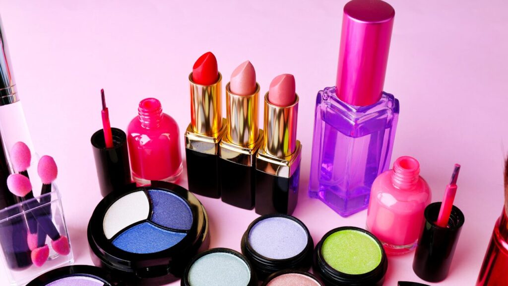 【爆笑必至】美容語・コスメ語一覧｜女子力爆上げの言い回しまとめ2025年版