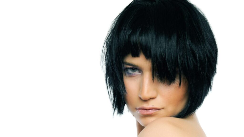 【最短でロングヘアへ】髪を早く伸ばすための方法＆注意点を徹底解説！