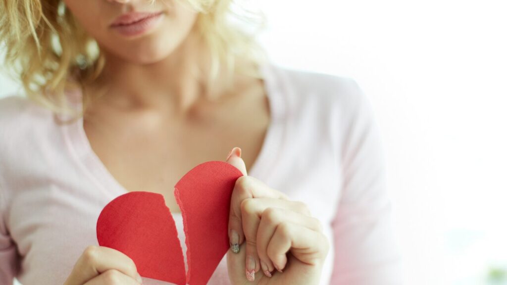 【恋愛語まとめ】「好き」から「別れた」まで…恋する人が知っておきたい恋愛用語集