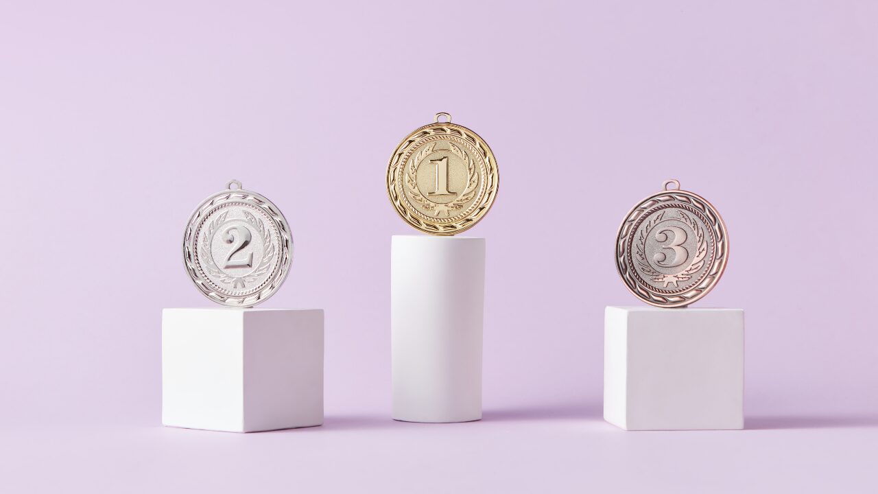 爪を補強して美しく！おすすめ爪強化剤ランキングTOP10【2025年最新版】