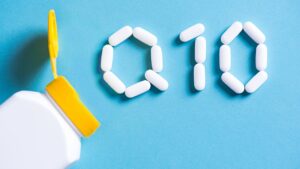「若返り成分」コエンザイムQ10とは？驚きの効果と多く含まれる食品一覧ガイド