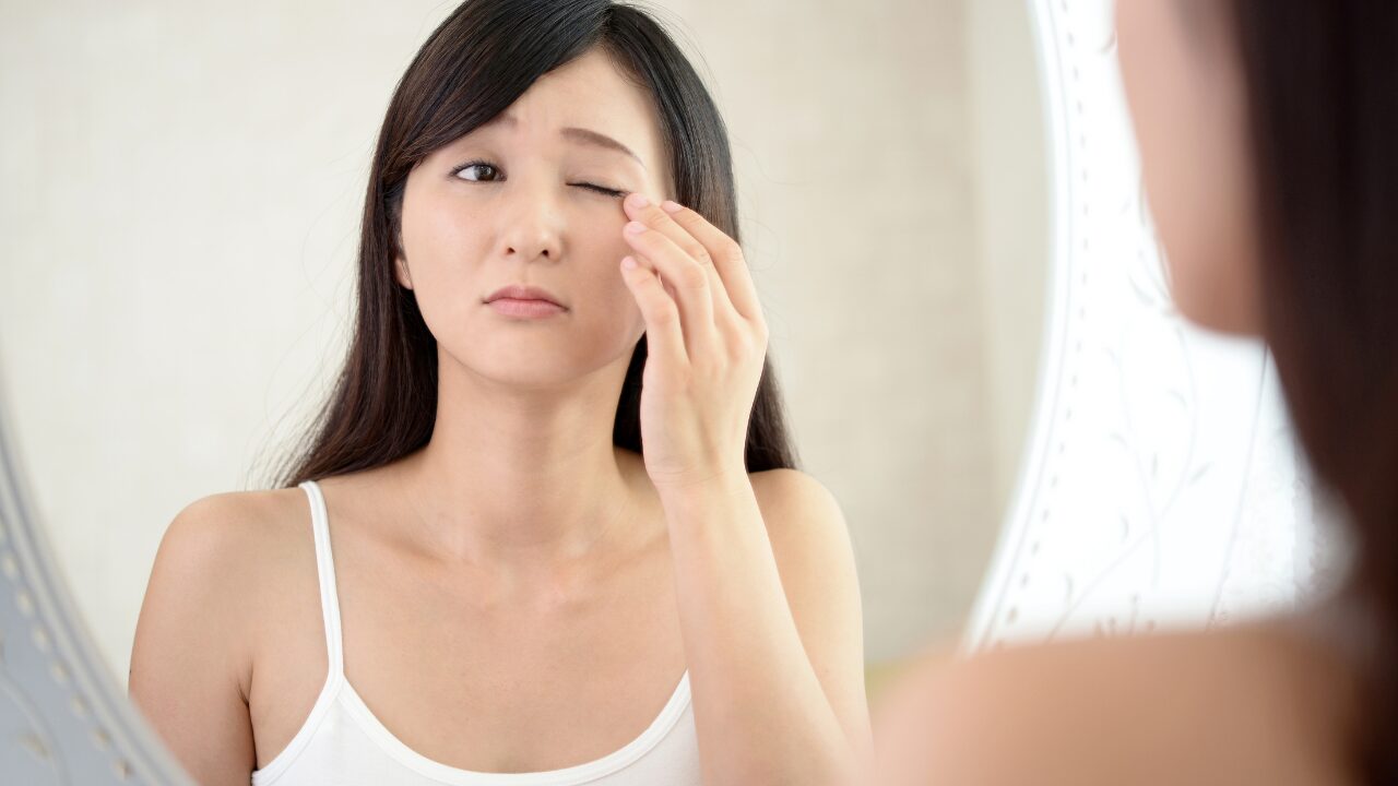 生理前に肌荒れ・イライラが起きる理由