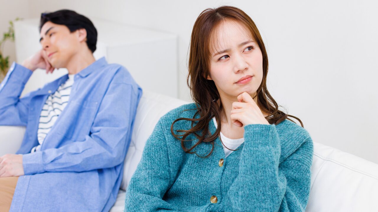 夫婦喧嘩のあとに仲直りする5つのコツ｜心理学が教える修復術とは？