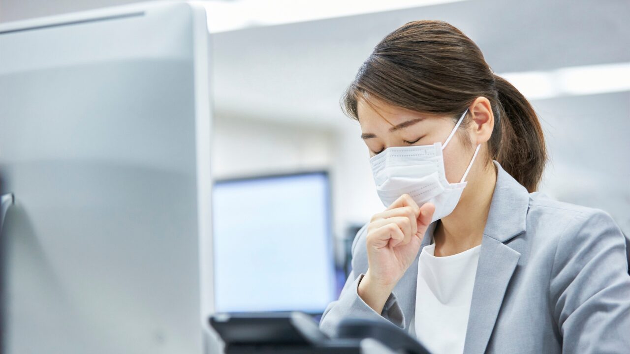 咳が止まらないときの対処法｜原因別に今すぐできるおすすめケアを解説！