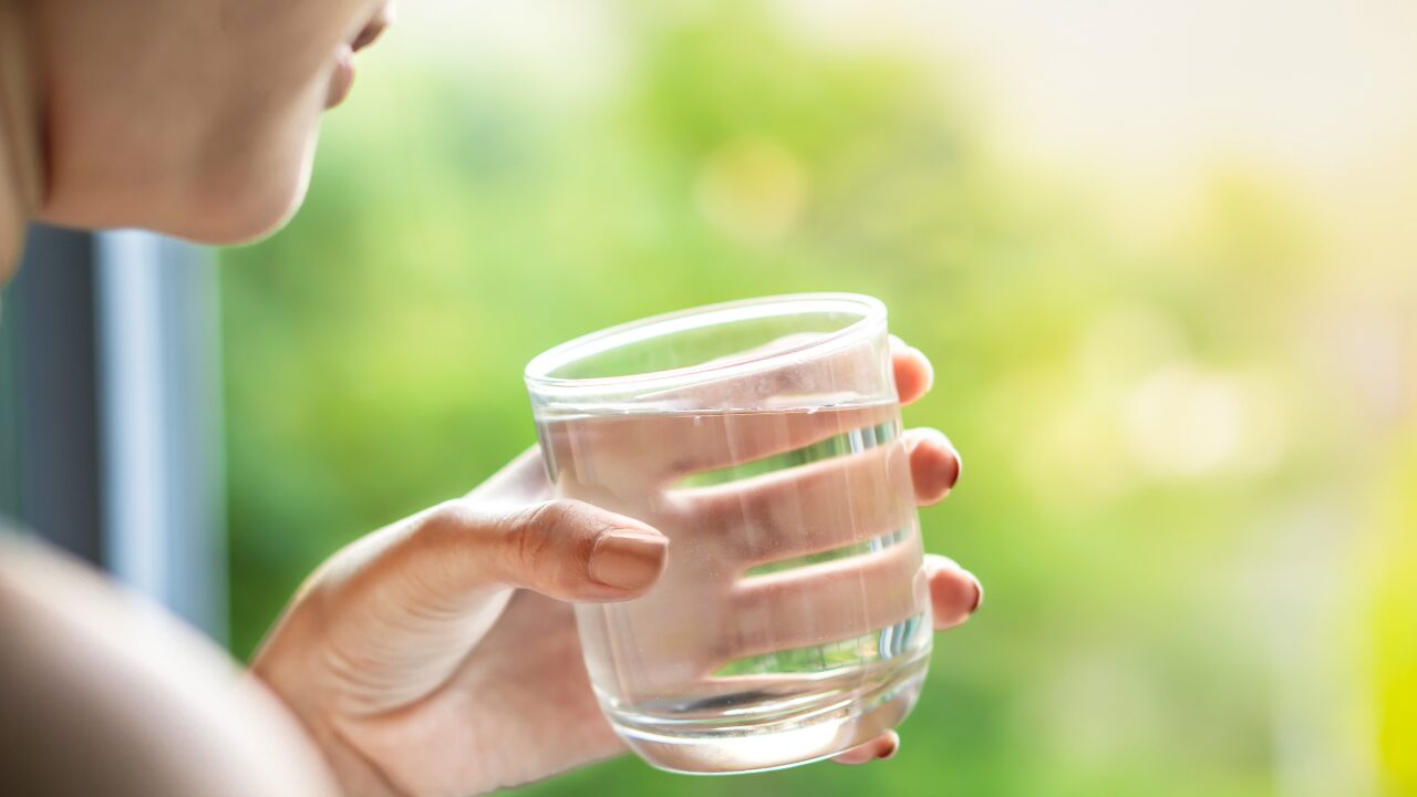 水分補給のベストタイミングと量とは？体調管理に効く正しい飲み方を徹底解説！