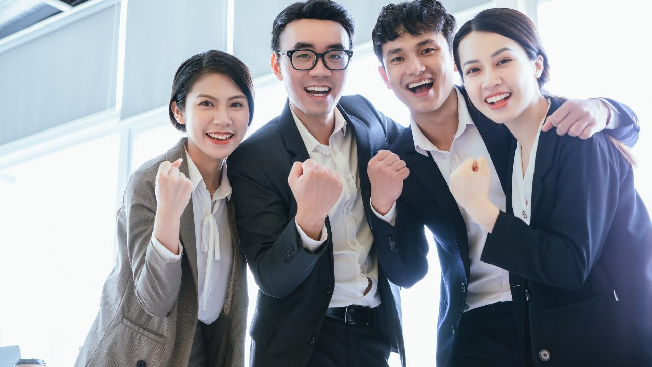 「お疲れ様」の代わりに使える！目上の人への正しい挨拶表現