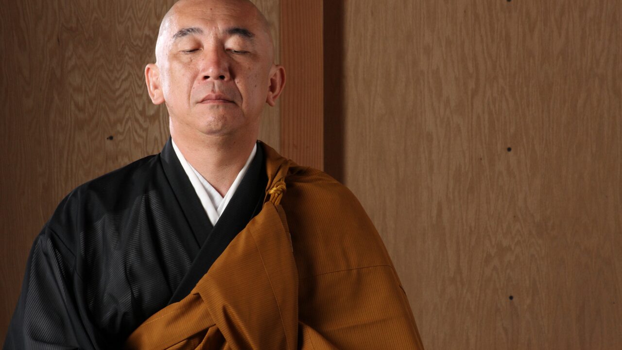 言葉は恥ずかしくない！“古い言葉”を使う心理と魅力とは？
