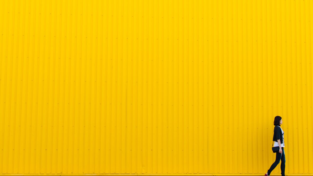 まとめ｜「歩き方が変」と言われたら、焦らず原因を知って改善しよう