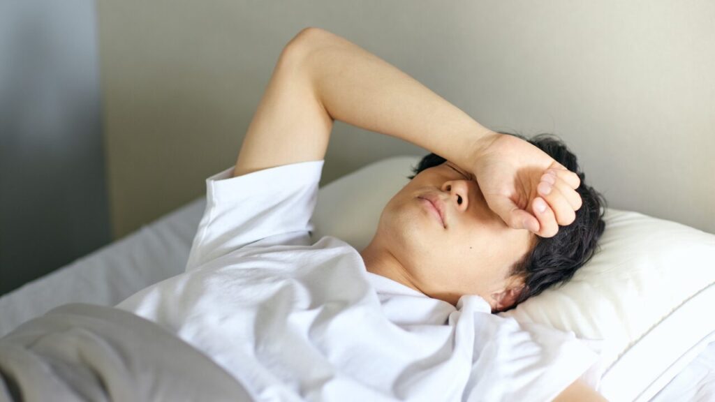 寝起きの口臭の原因と対策｜朝の不快感を改善する生活習慣とは？