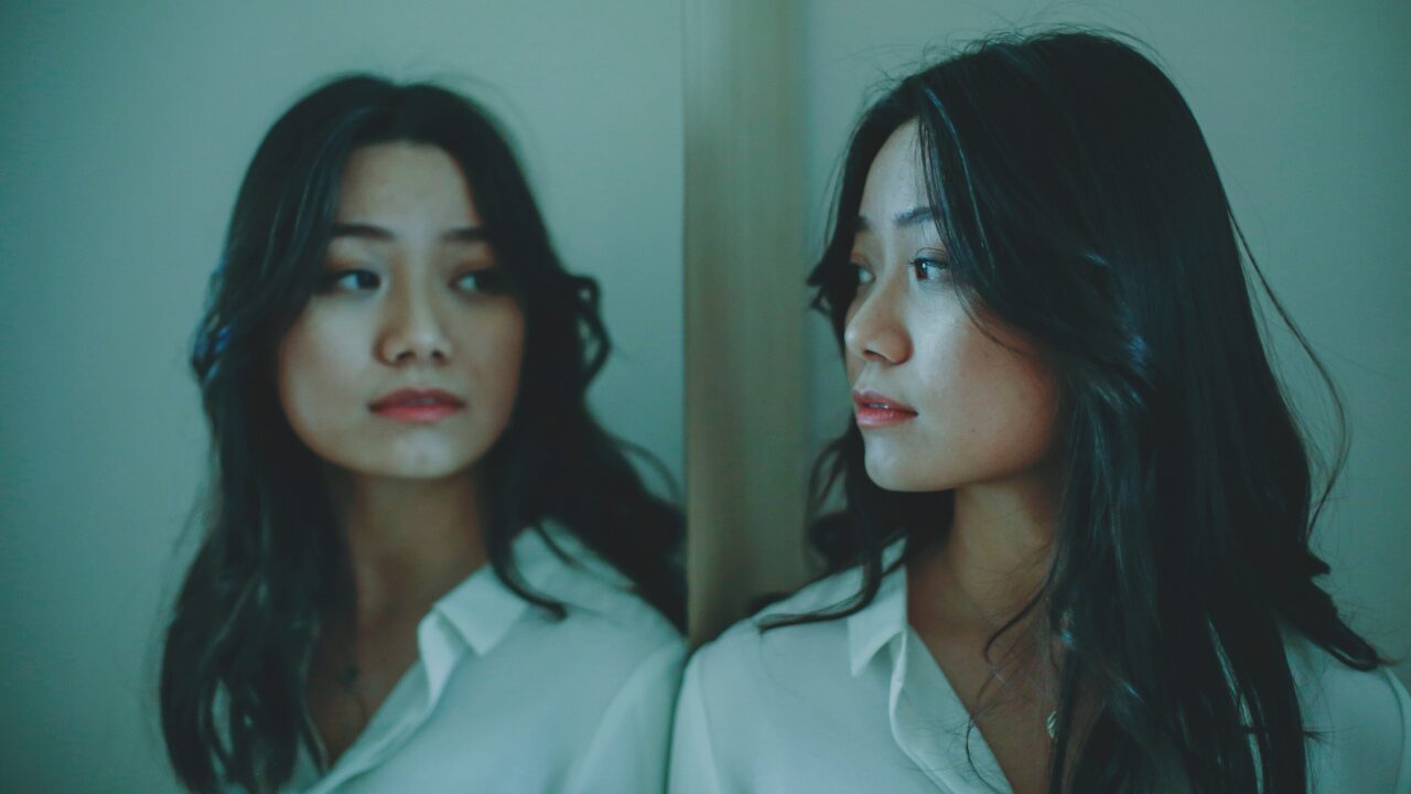 「左右違って見える」現象を感じやすい場面とは？