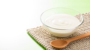 ヨーグルトが便秘に効かない？体質に合わない人の特徴と効果的な代替策5選