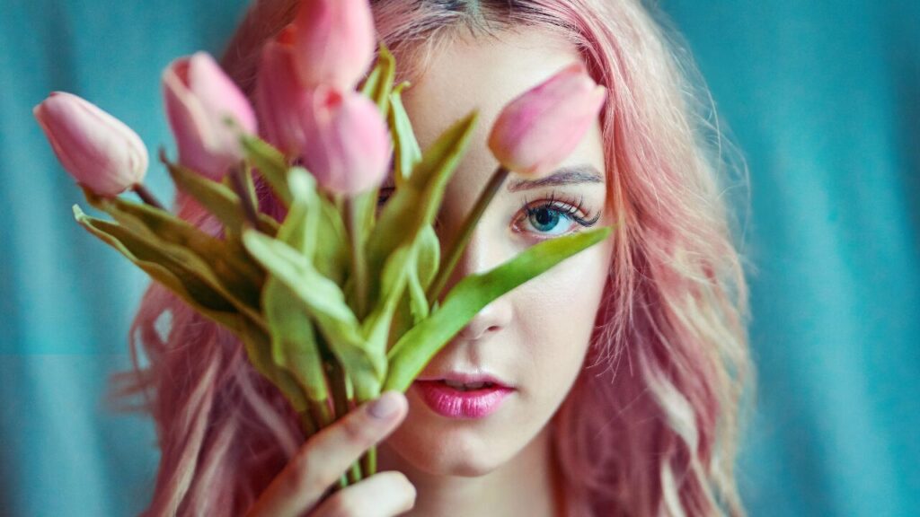 実は意味を間違ってる!? Z世代＆ミレニアル世代が誤用しがちな流行語10選【正しい使い方も解説】