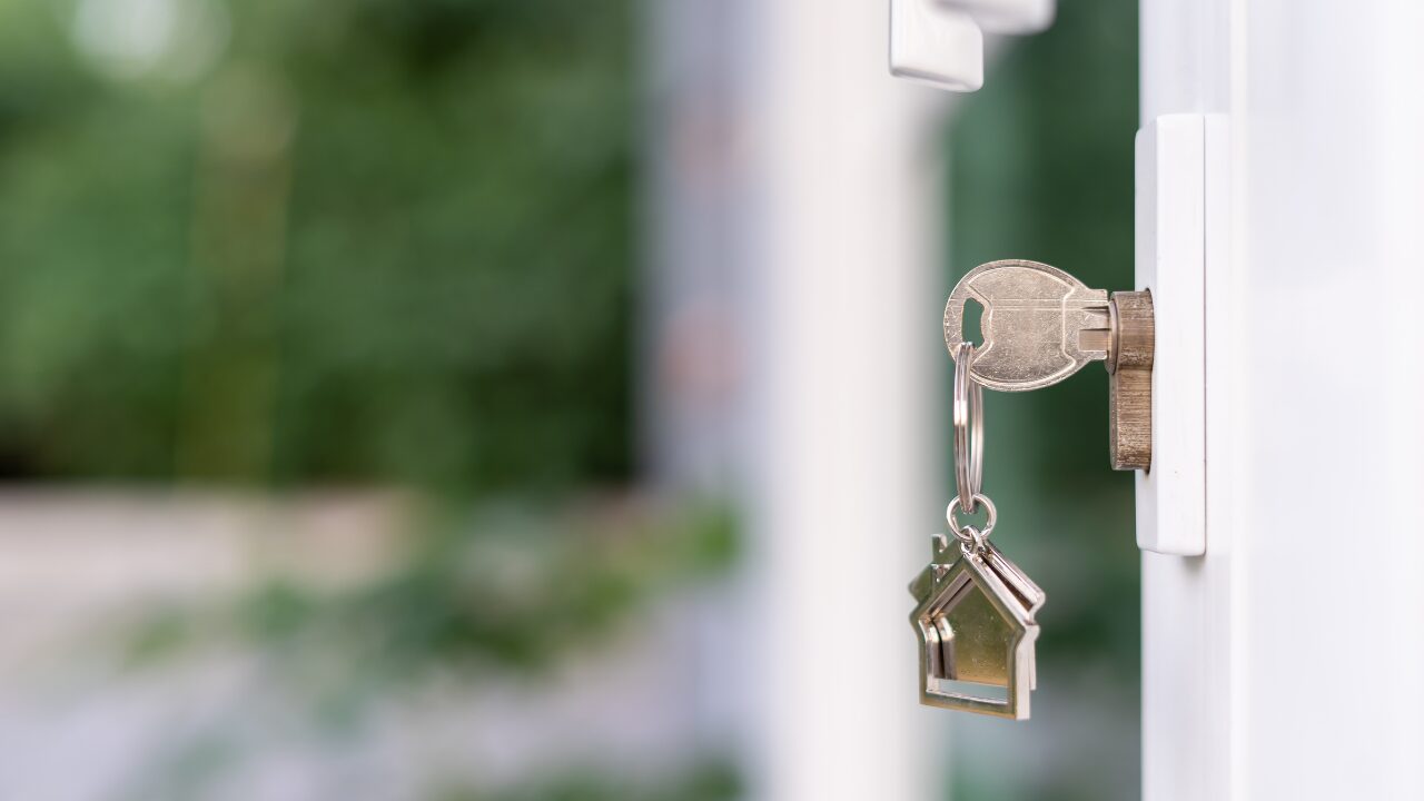 「鍵を閉めたか不安になる」ことが引き起こす問題