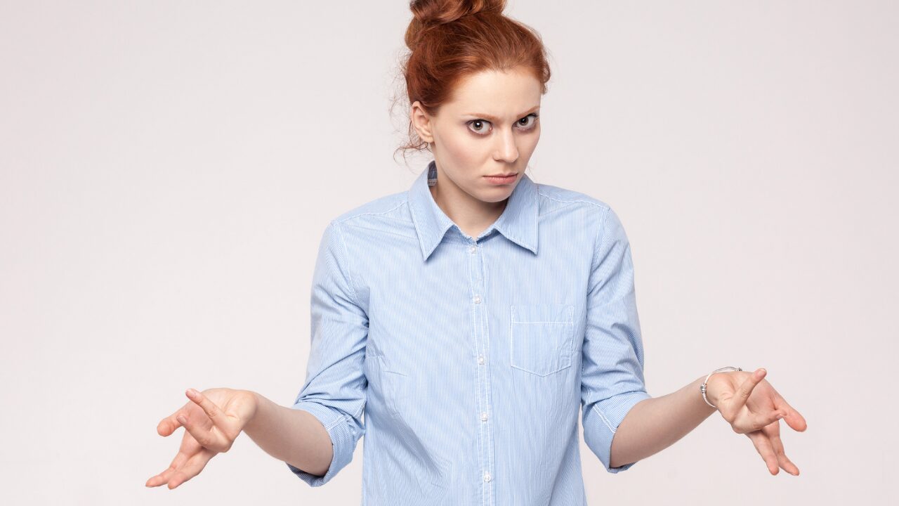 あいまいな返事が許せない人の性格的特徴