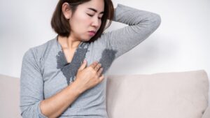 寝汗がひどい…これって更年期？見極めポイントと安心対策ガイド