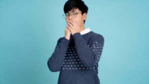 「自分だけ〇〇してる？」と思ったときに読む記事｜気になる癖との向き合い方ガイド