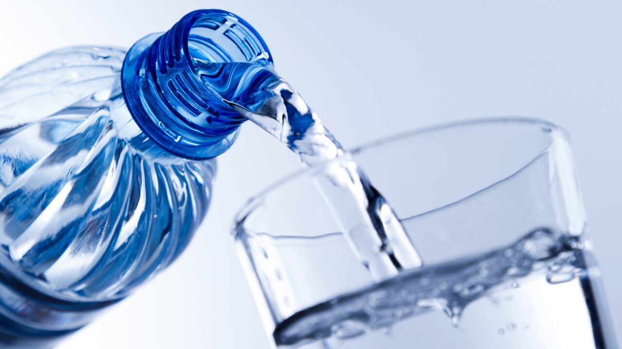 ✅ 飲みすぎに注意！水中毒の危険性