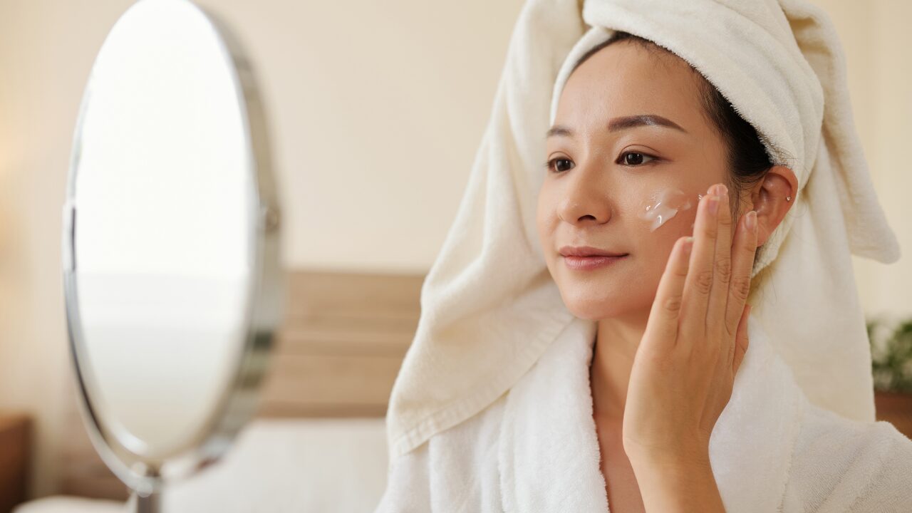 まとめ｜毎日のひと手間が、目元の印象を変える