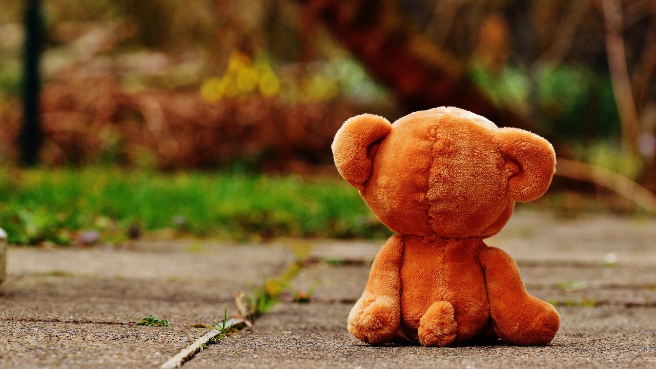 「人と会いたくない…」はおかしくない！原因と無理しない対処法まとめ