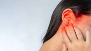 耳たぶの乾燥や痛みを改善する方法｜原因とケアのポイントを徹底解説！