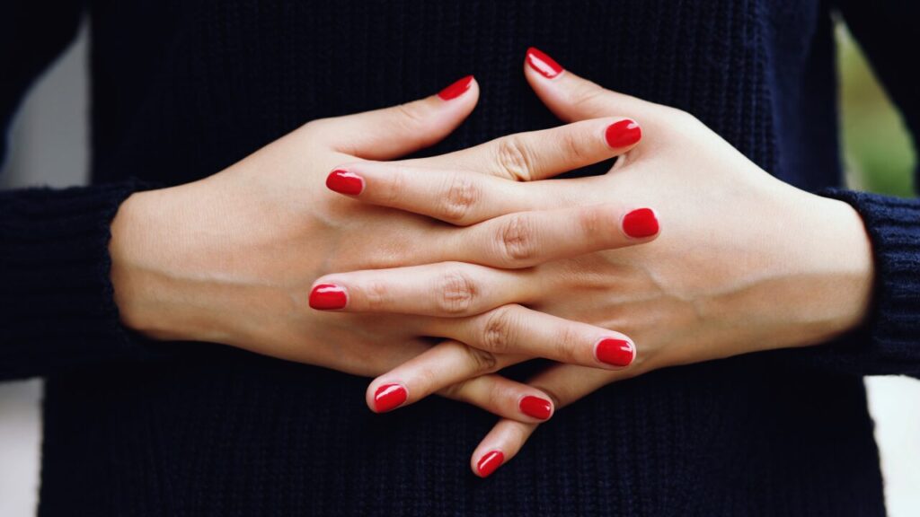 指の関節が太く見える人へ｜細く見せるテク＆美指ケア完全ガイド