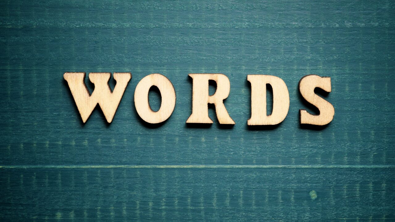 「よく考える」と「よくよく考える」の違いとは？