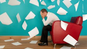 仕事のストレスを減らすには？生活リズムを整えて“疲れない自分”になる方法