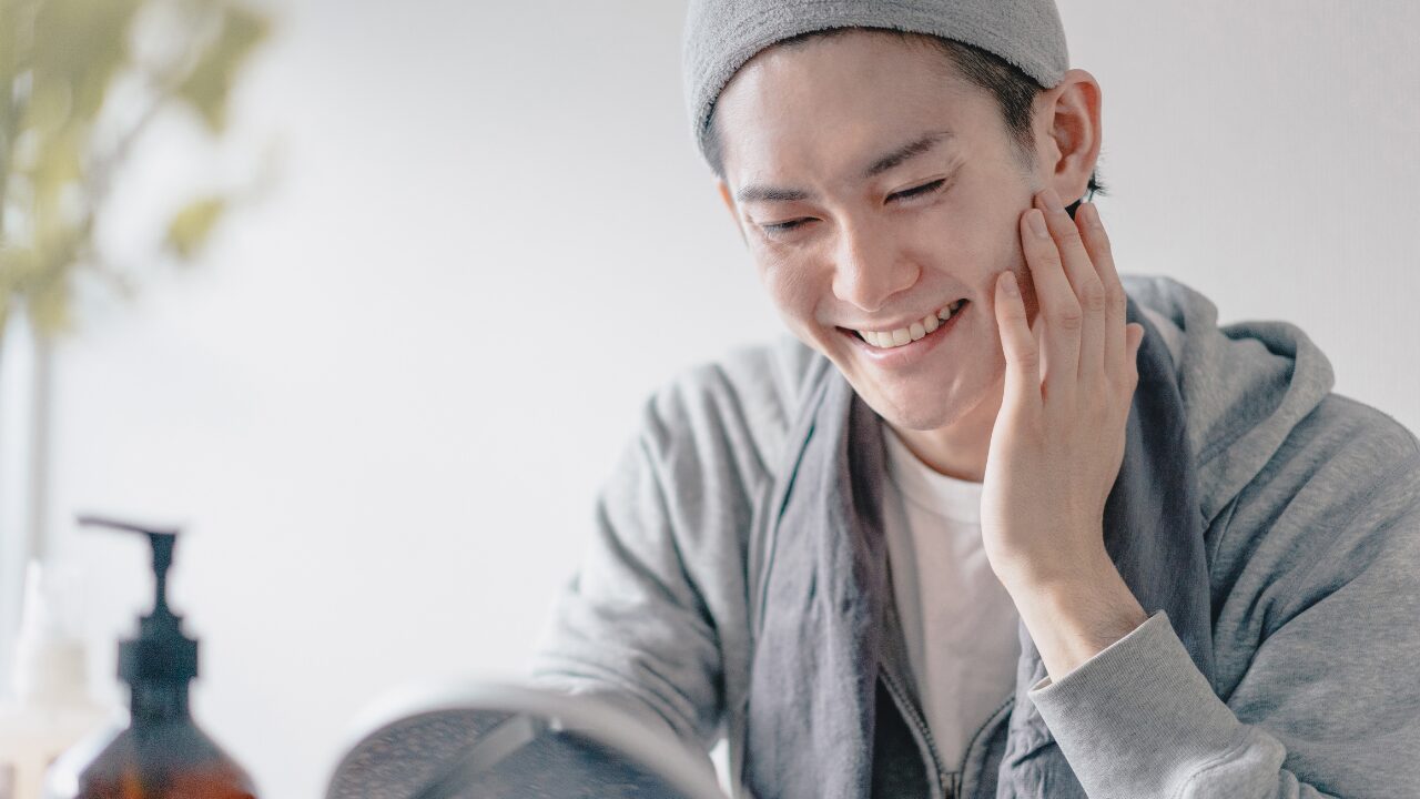【30代メンズ】スキンケア初心者が始めるべき3つのこと｜肌荒れ知らずの清潔感を手に入れる第一歩