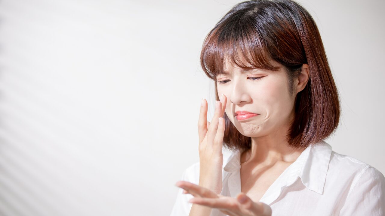 やってはいけないNG習慣！毛穴を悪化させる行動とは？