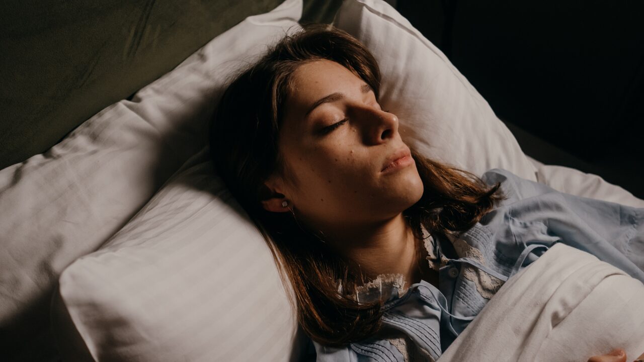 【睡眠の質を高める夜のルーティン】専門家も推奨！深い眠りを叶える習慣とは？