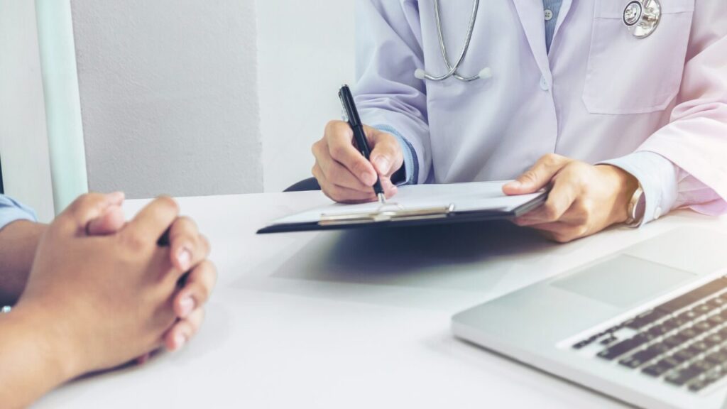 実際の施術の流れ(初回〜施術当日)