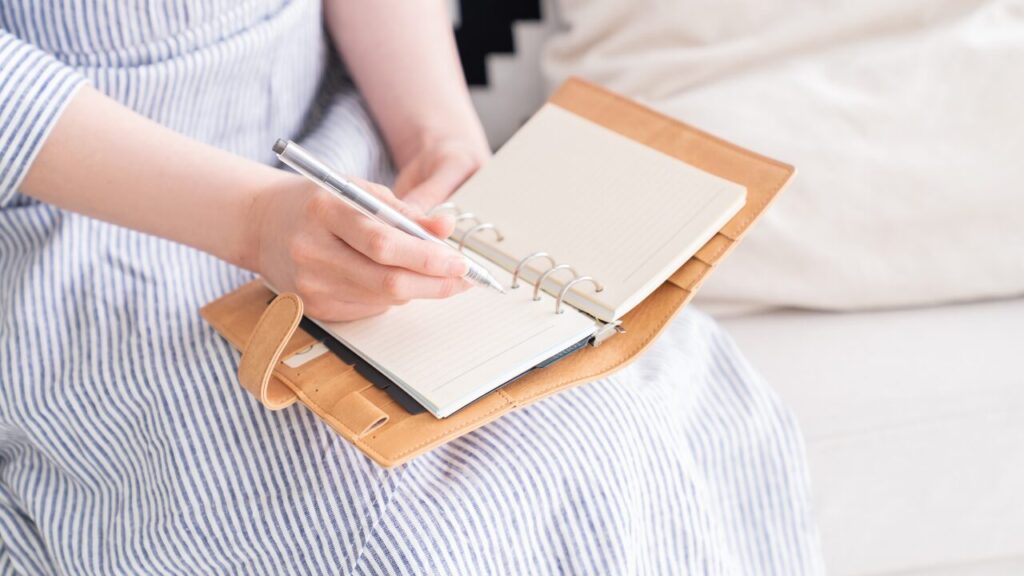 【保存版】脱毛＆スキンケアの年間スケジュール表を無料配布中｜季節ごとの最適タイミングがひと目でわかる！