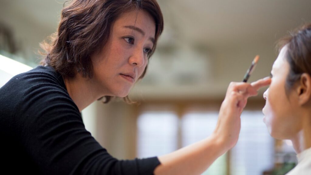 ④ 介護美容研究所が選ばれる理由（他スクールとの違い）