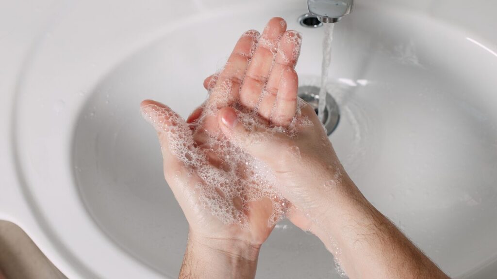 手のひらの乾燥を治す基本ステップ